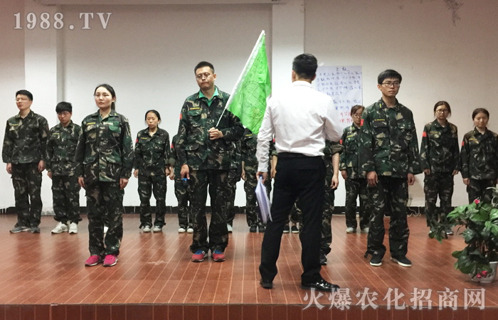 沒有比腳更長(zhǎng)的路,堅(jiān)持就是勝利